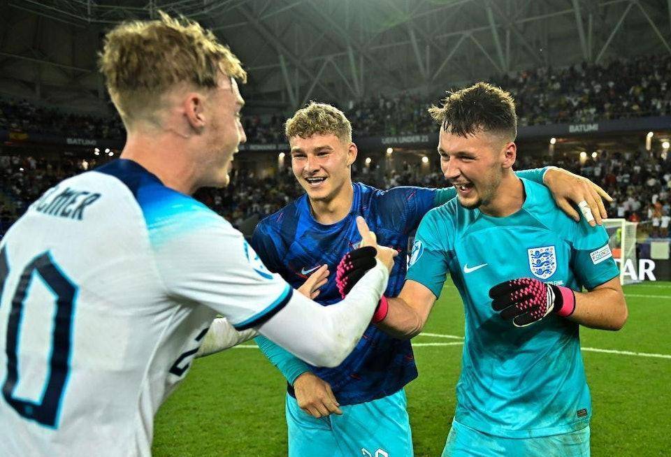 击上篮得手 击上篮得手